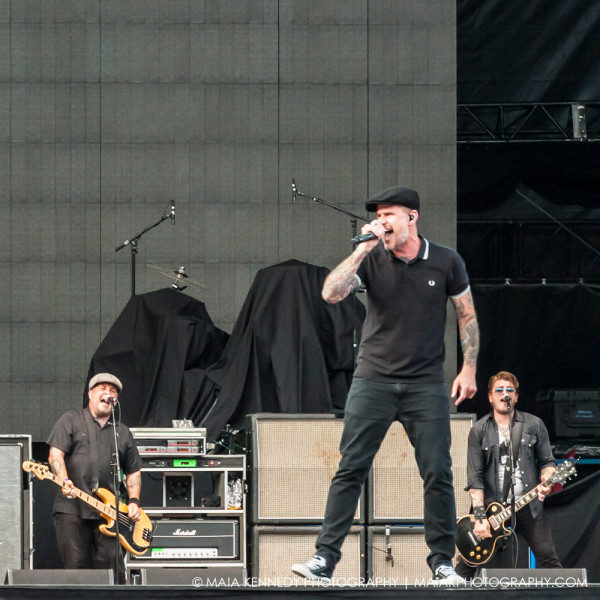 DROPKICK MURPHYS + AMPED UP CROWD = BIG NOISE - PHOTO: MAIA KENNEDY