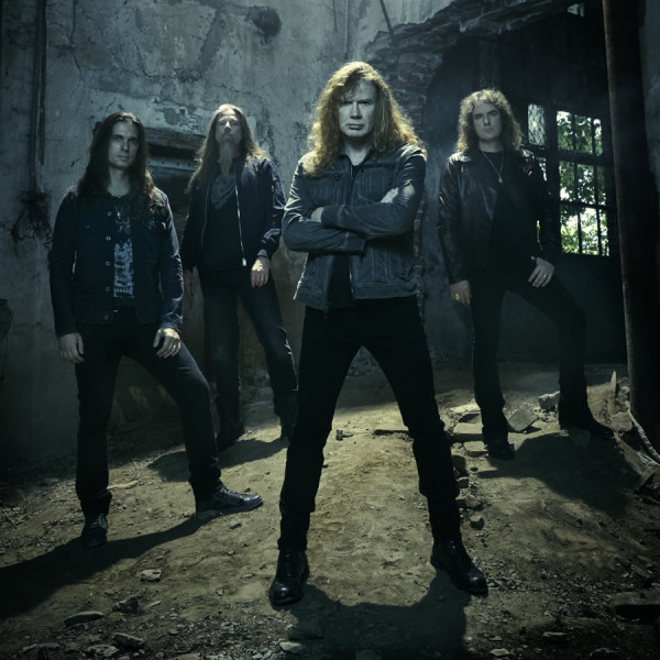 Megadeth_2015-2--900x900