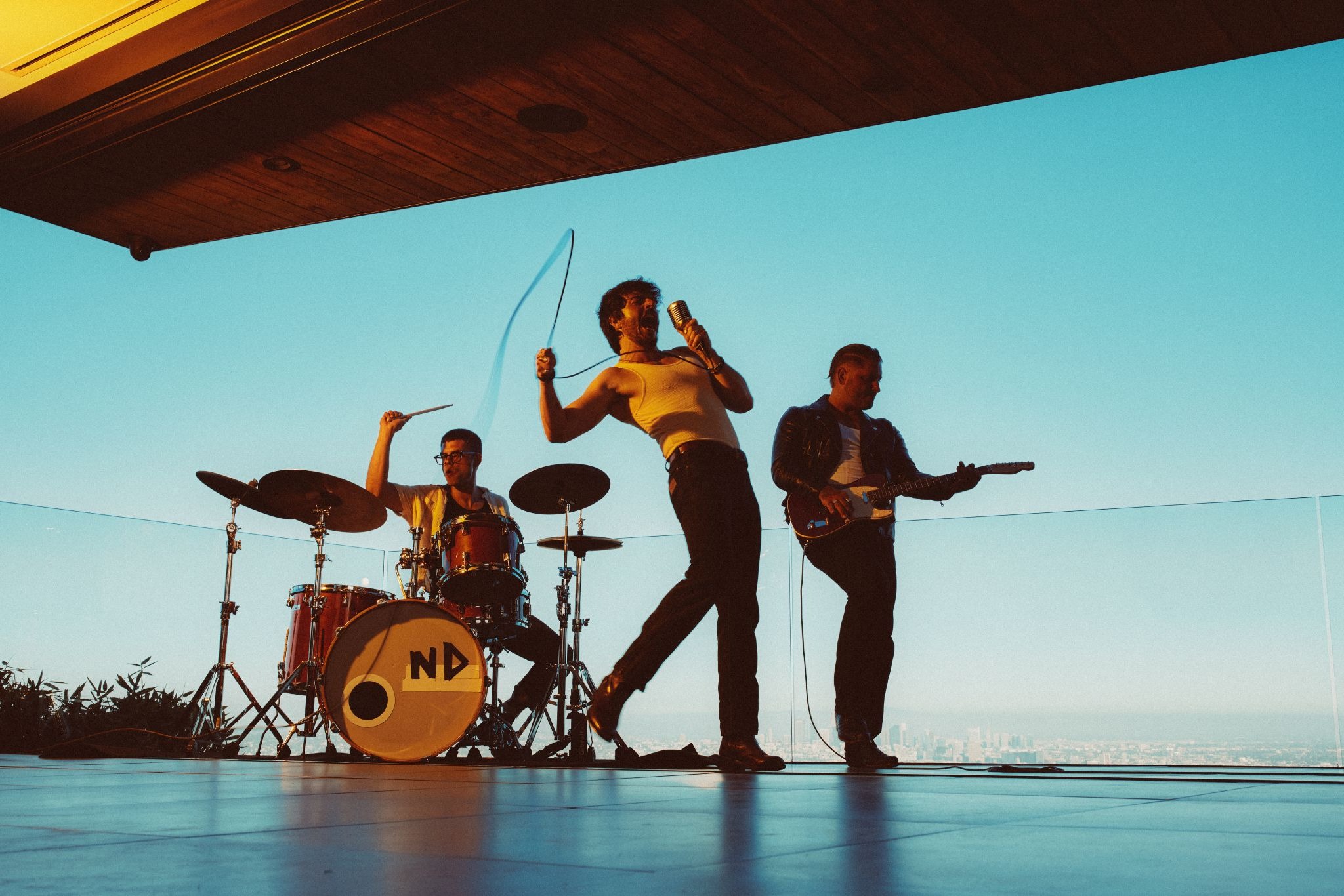 #songoftheday: NICOTINE DOLLS: “HERE TO CALIFORNIA”